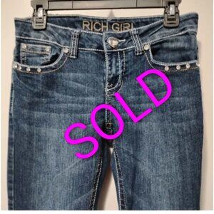 SOLD!!!!! Rich Girl Flare Jeans With Embroidery And Rhinestones Size 7 Tall